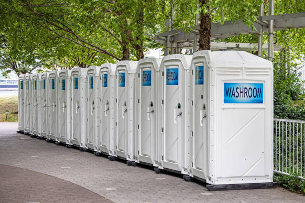 Best Construction site porta potty rental  in Passapatanzy, VA